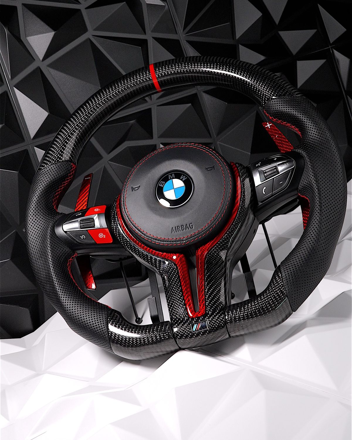 Спортен поръчков волан BMW