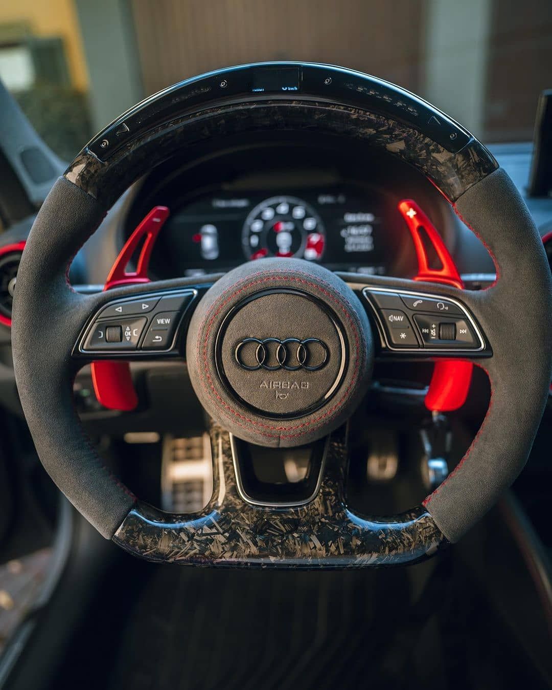 Спортен поръчков волан  AUDI